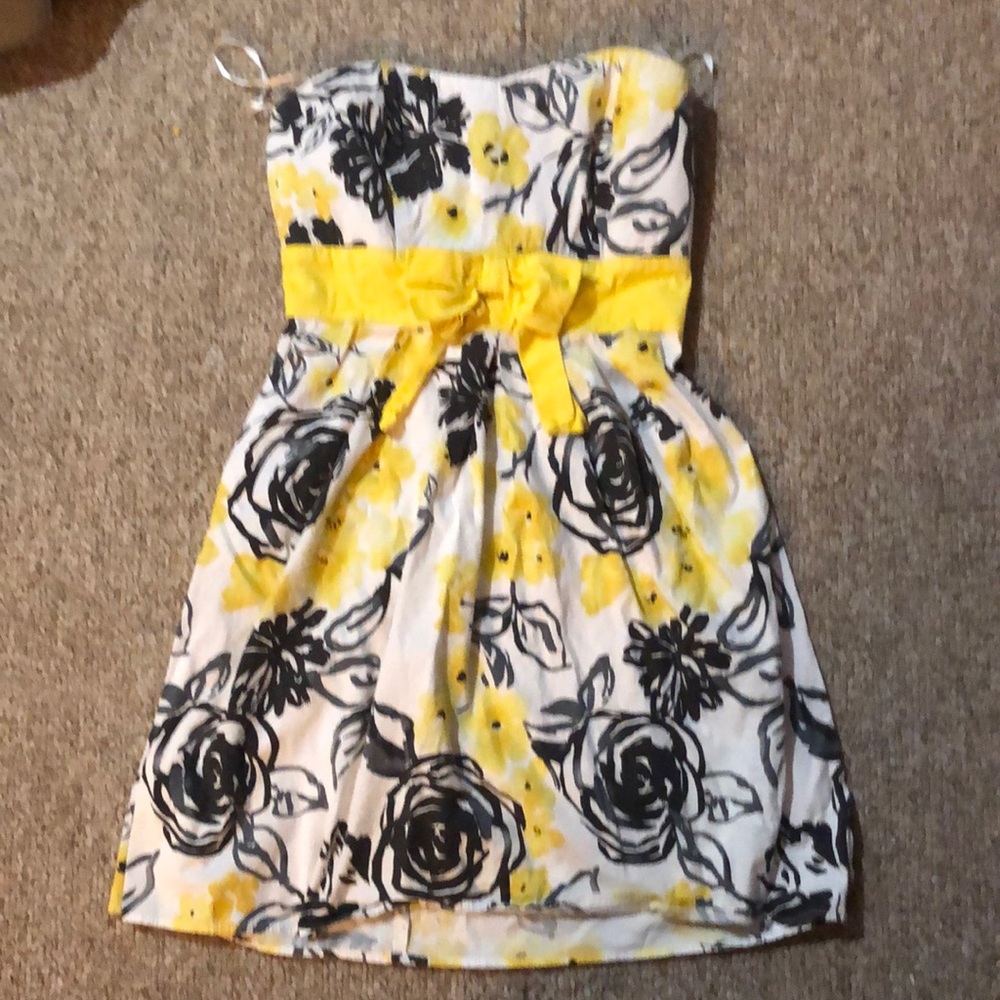 Taboo Strapless Dress Sz M